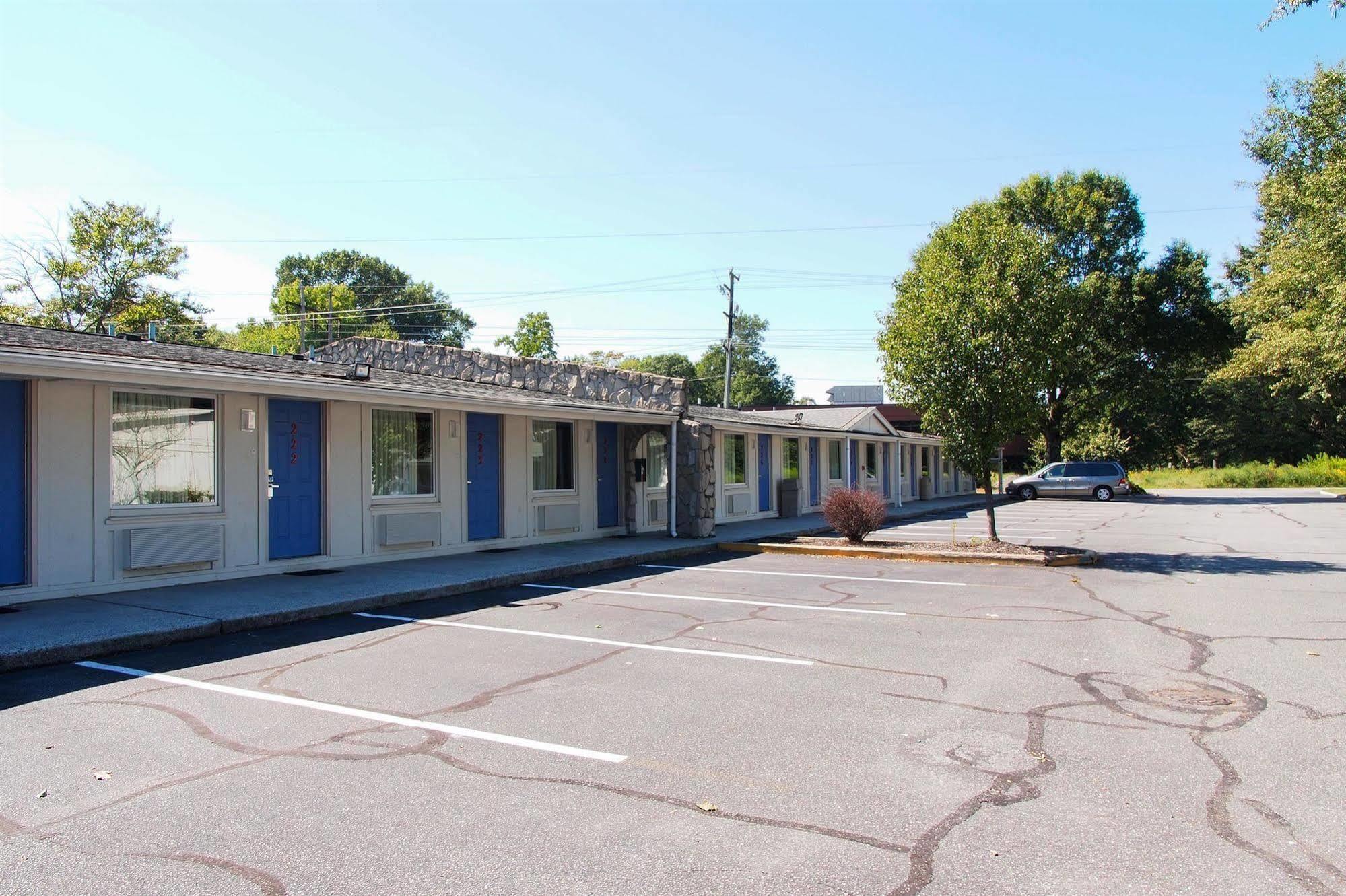 Motel 6-Newport News, Va Екстер'єр фото