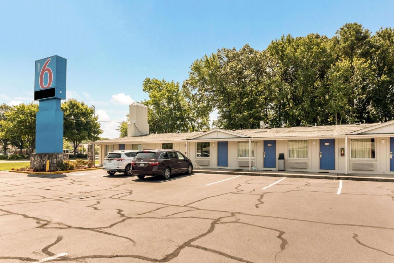 Motel 6-Newport News, Va Екстер'єр фото